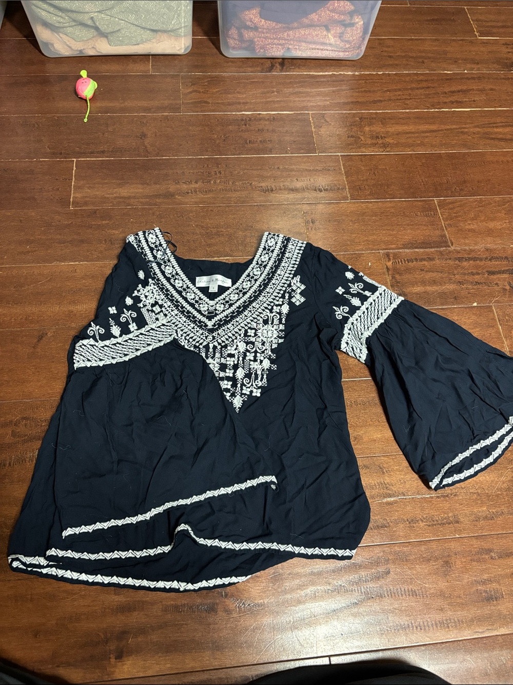 Chelsea & Theodore Black V-Neck Bell Sleeve Top with White Embroidery